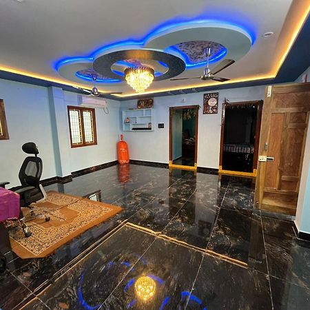 Sri Datta Kukkuteswara Nilayam Pithapuram Exterior foto
